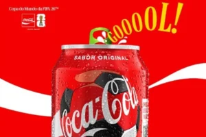 Coca-Cola transforma embalagens em passaporte para Copa