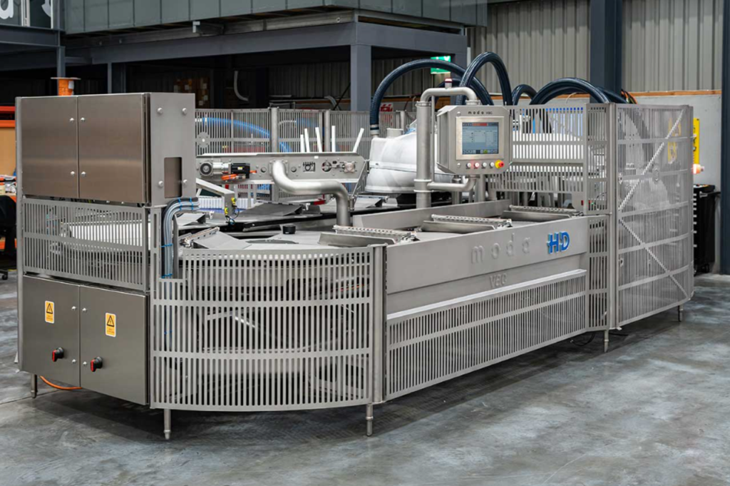 Amcor lança primeiras câmaras rotativas de alta velocidade para selagem a vácuo no Brasil